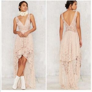 The Jetset Diaries Resort Lace Hi-lo nude maxi dress small